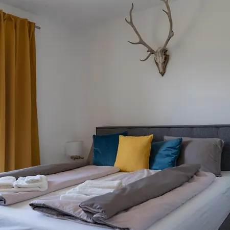 Rooms21 *